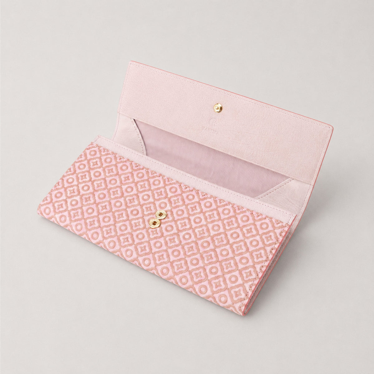印伝〈鹿革 + 漆〉｜ギャルソン長財布｜アイコニック